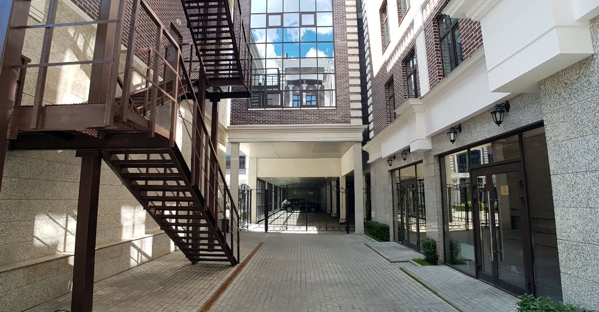 Централ Ярд - Central Yard